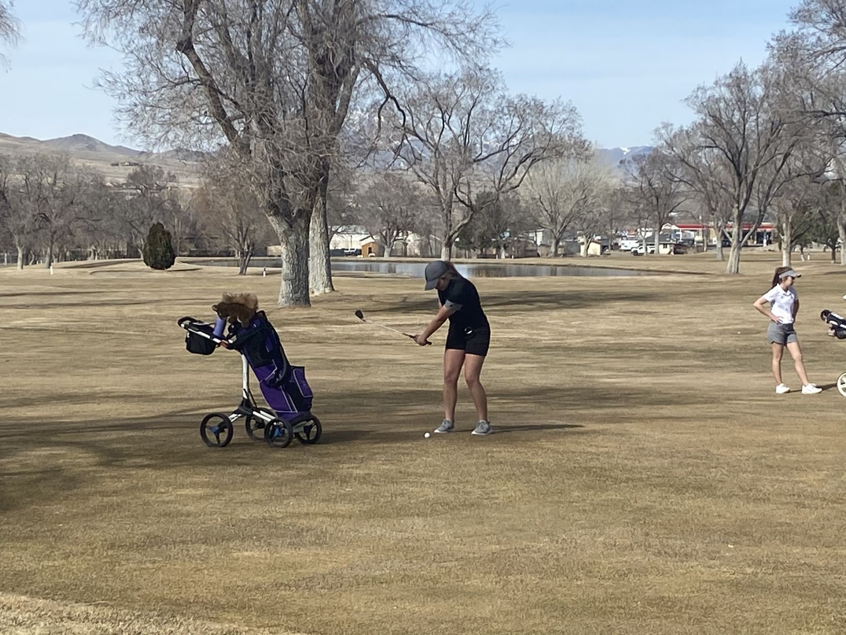 030621-elk-spt-3a-girls-golf-jordan-maher-02.jpeg